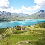 - Lanslevillard Апартаменты *